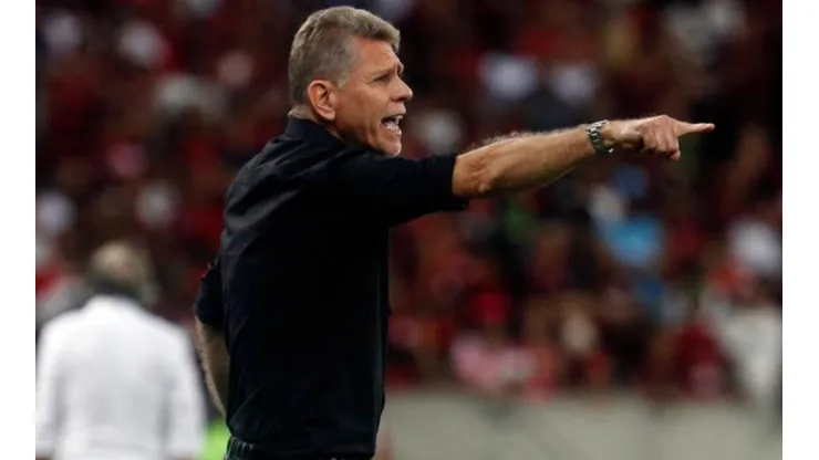 Autuori defende o Botafogo e detona posicionamento da FERJ