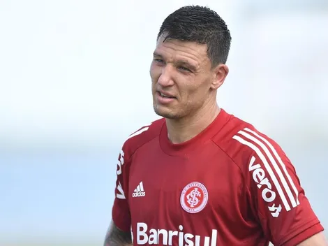 Rodrigo Caetano detalha futuro de Musto e mais 2 no Inter