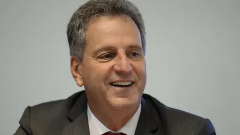 Flamengo negocia exibição de jogo contra o Boavista com emissora rival da Globo