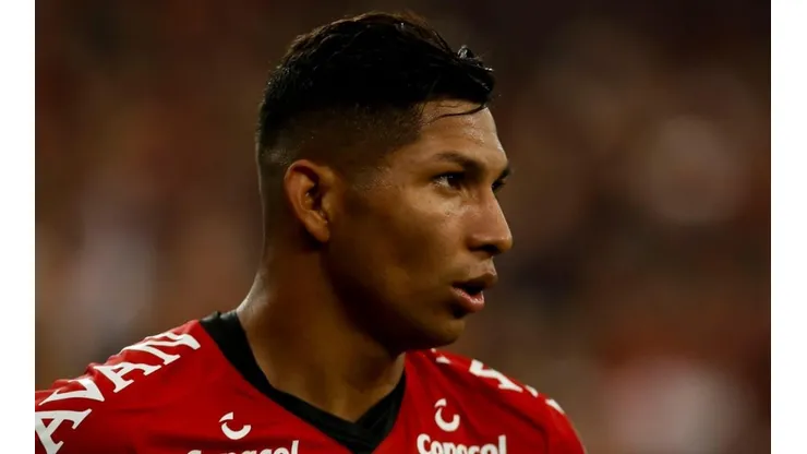 Athletico vasculha o mercado e escolhe substituto de Rony