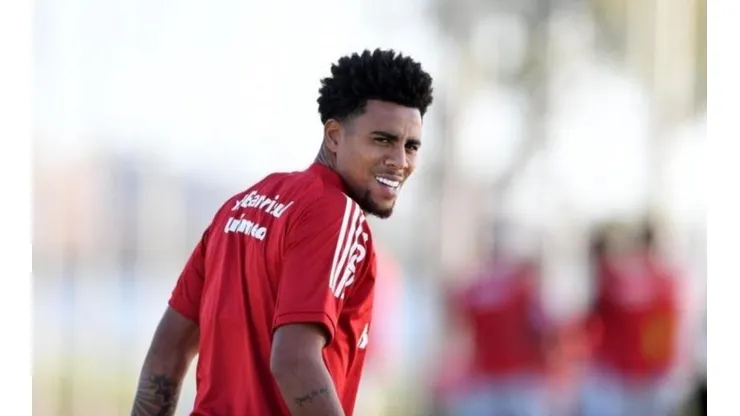 Cláusula contratual pode fazer Gustagol ter futuro inesperado