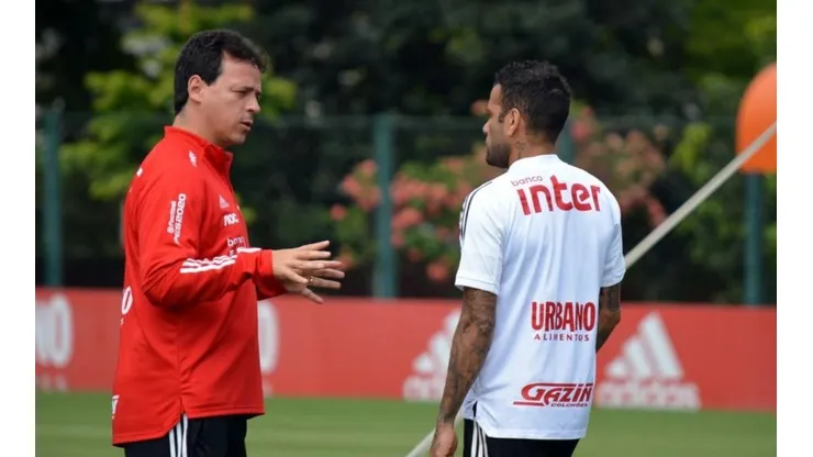 Fernando Diniz se declara a Daniel Alves