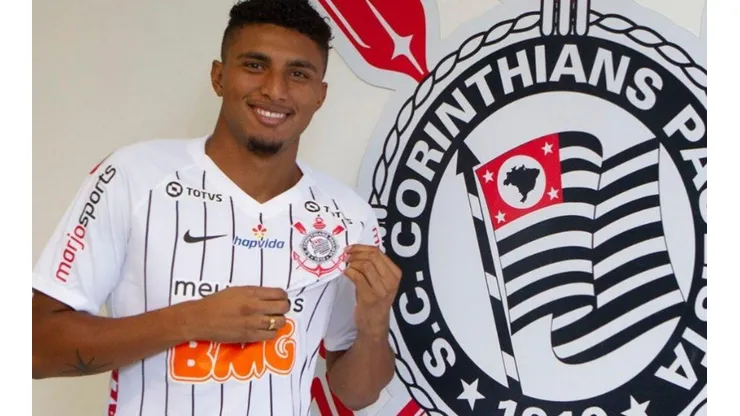 Novato no Corinthians, Éderson tenta ganhar espaço com Tiago Nunes
