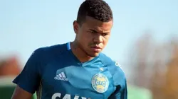 Emprestado ao futebol turco, Yan Sasse tem futuro definido pelo Coritiba