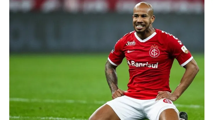 Empresário de Patrick revela situação do volante do Inter no mercado