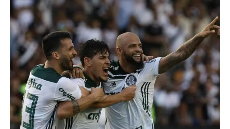 Palmeiras fica perto de renovar com destaque do time de Luxemburgo