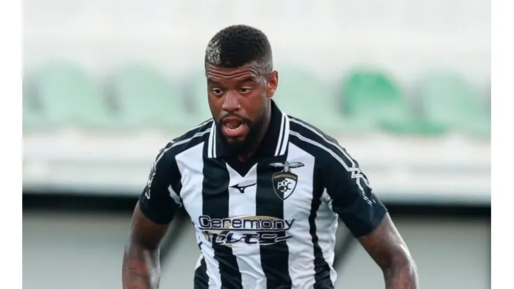 Júnior Tavares recorda polêmica com o Corinthians