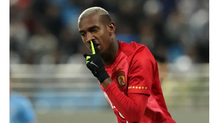 Especulado no Palmeiras, Talisca define onde jogaria no Brasil