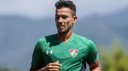 Henrique "sai do muro" sobre retorno do futebol