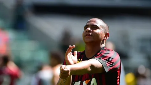Walter está prestes a retornar aos gramados pelo Athletico