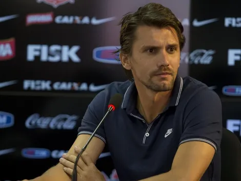 Dirigente do Corinthians detona Paulo André durante entrevista