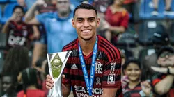 JJ convida Matheuzinho e mais 4 colegas para treinos no Flamengo