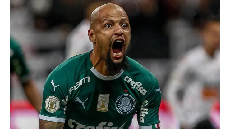 Felipe Melo se valoriza ao se comparar com jogadores de 25 anos