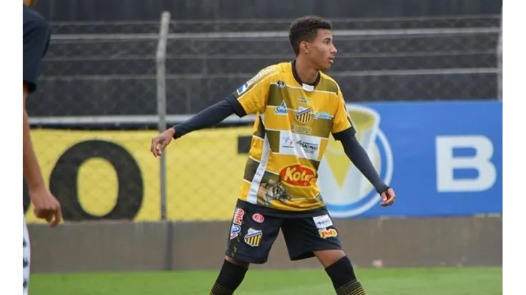 Athletico-PR acerta com uma das principais promessas do futebol paulista