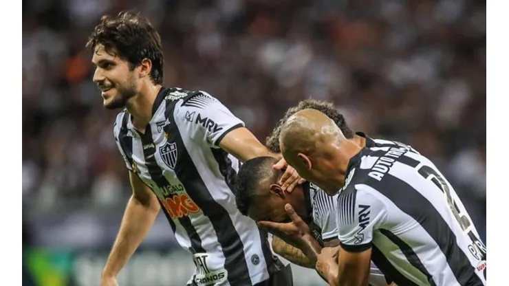 Atacante do Galo provoca o rival Cruzeiro e agita a web