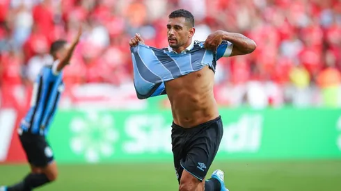Diego Souza externa vontade para o futuro com a camisa do Grêmio