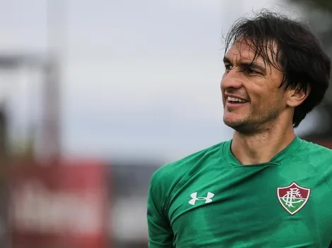 Matheus Ferraz abre o jogo sobre excesso de medalhões no Fluminense