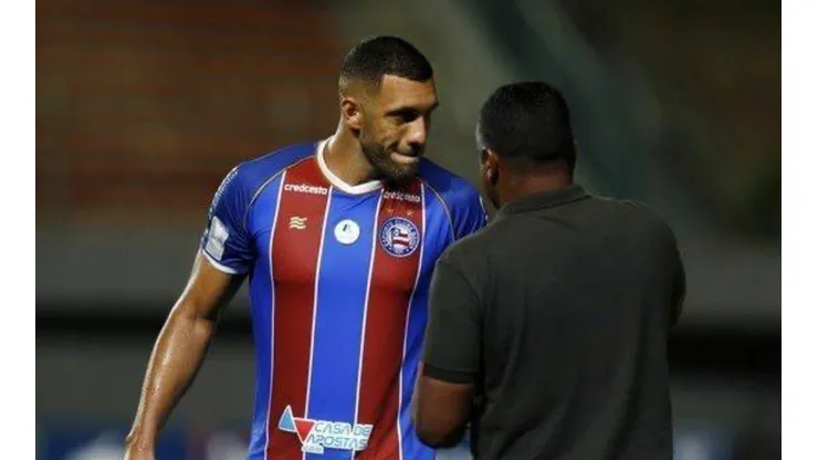 Fernandão tem futuro definido por Roger Machado no Bahia