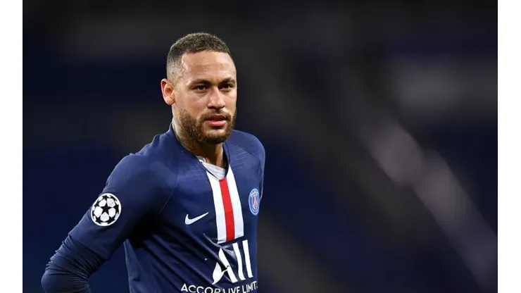 Neymar é registrado em auxílio emergencial do governo e agita a web