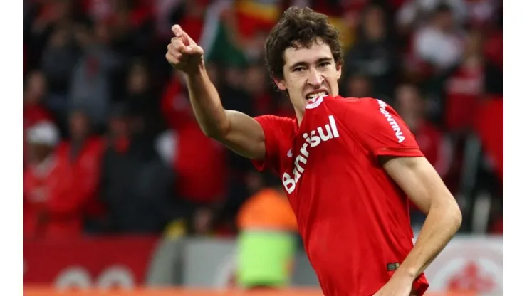 A renovação e o enigma de Rodrigo Dourado no Internacional