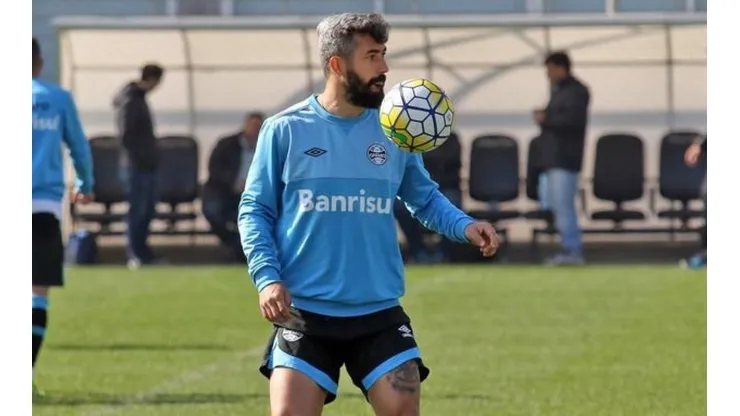 Douglas detalha os bastidores da saída de Roger Machado no Grêmio