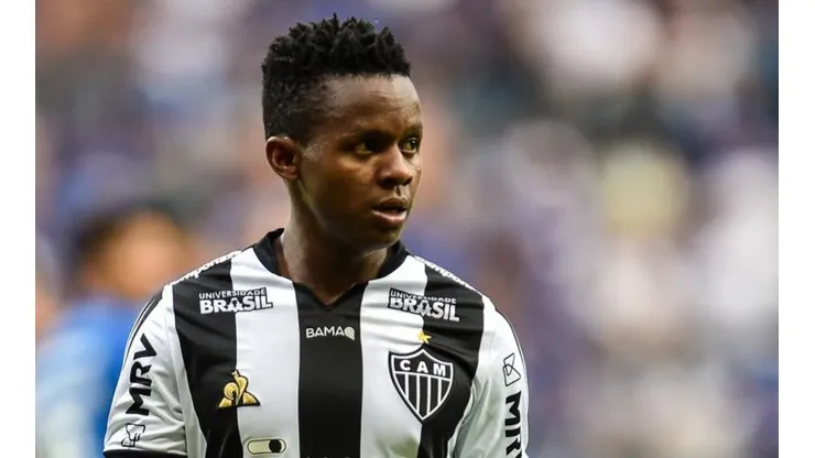 Cazares quebra o silêncio e 'ataca' críticos