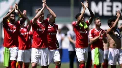 Athletico monitora situação de meio-campista do Inter