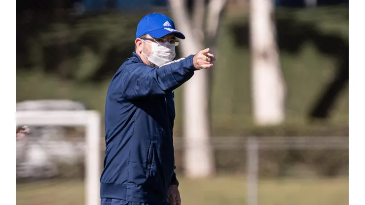 Em busca de reforços, Cruzeiro mira contratação de lateral do Fla