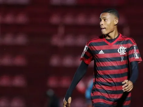 Com cobiças de Milan e Fenerbahçe, Caio Roque, do Fla, indica destino