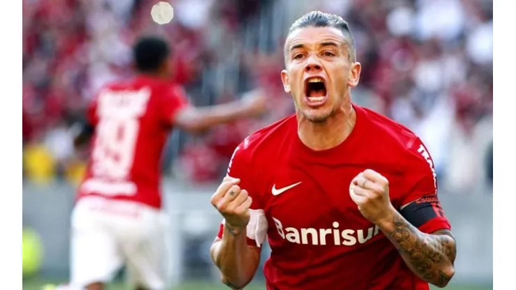 D’Ale responde o que faria com seu contrato se fosse presidente do Inter
