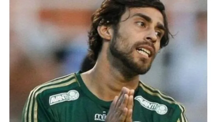 Valdivia revela detalhes de briga com Marcos Assunção no Palmeiras