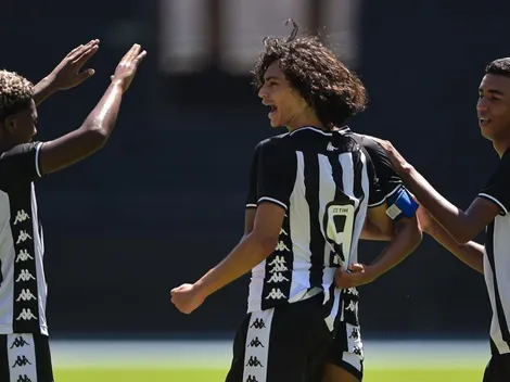 Joia do Botafogo bate o martelo sobre futuro no clube