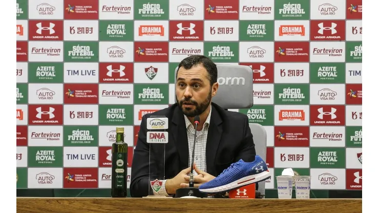 Bittencourt tem apoio de torcida do Flu em campanha contra volta do Carioca