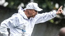 Jesualdo Ferreira monitora situação de atacante com contrato perto do fim