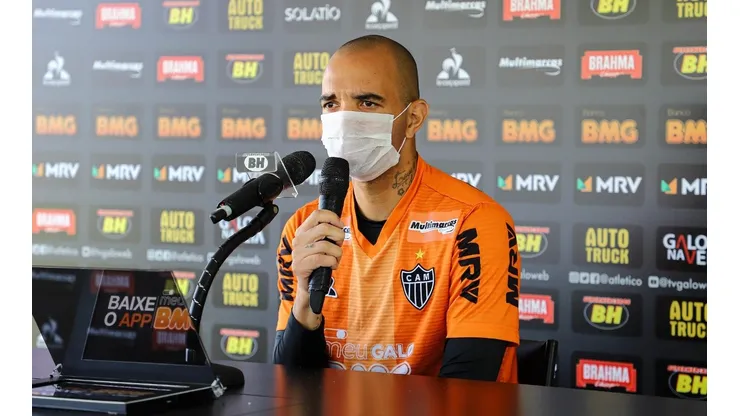 Tardelli relata conversa com Sampaoli e jogará em nova posição no Galo