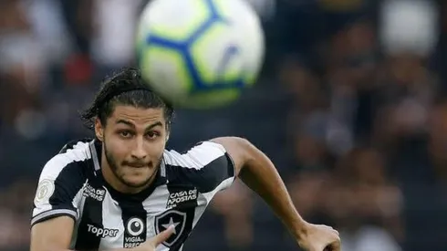 Após desistência do Flamengo, Corinthians estuda investida em Marcinho