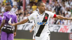 Ex-Vasco, Rodrigo cutuca Fred após anúncio de retorno ao Fluminense