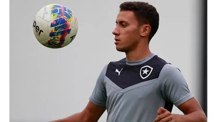 Renan Gorne revela frustração com diretoria do Botafogo