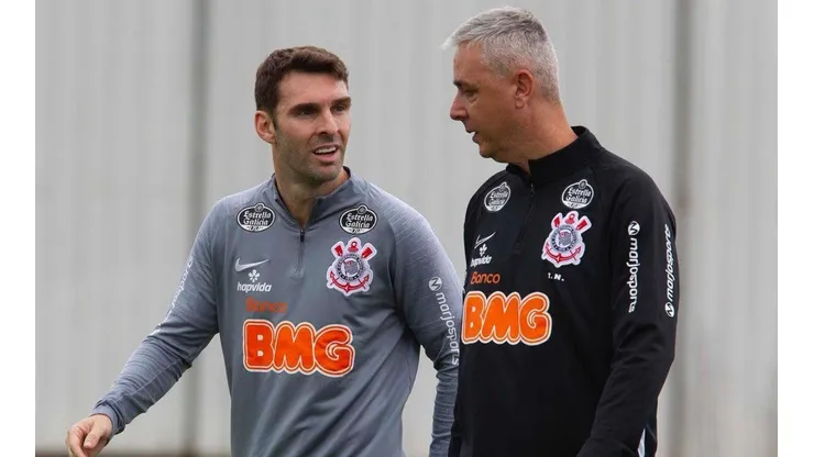 Saída de Pedrinho deve influenciar na escalação do Corinthians após pandemia