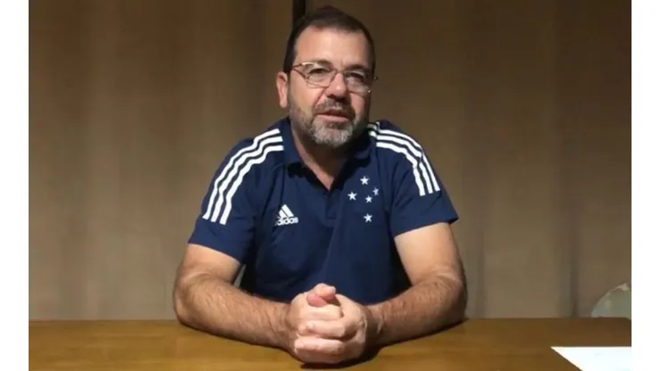 Enderson Moreira projeta temporada do Cruzeiro com novo presidente