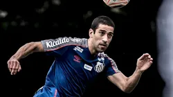 Athletico muda estratégia para contratar Evandro