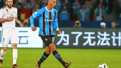 Foto: Lucas Uebel/Grêmio - Lucas Barrios, ex-Grêmio, em ação pelo Tricolor Gaúcho