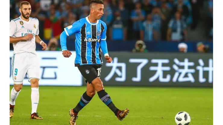 Foto: Lucas Uebel/Grêmio - Lucas Barrios, ex-Grêmio, em ação pelo Tricolor Gaúcho
