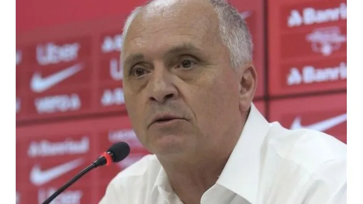 Medeiros revela valor que Inter precisa arrecadar em vendas: "Não é fácil"