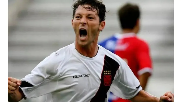Leandro Amaral critica gestão de Campello no Vasco