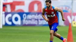 Capixaba elogia torcida do Bahia e repassa carreira