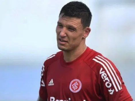 Caetano encaminha situação de Musto e mais 3 emprestados no Inter