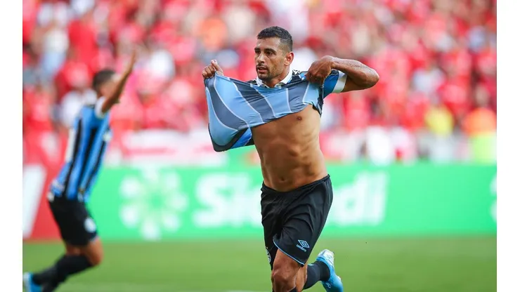 Após D. Souza, Grêmio registra novo caso de Coronavírus no clube