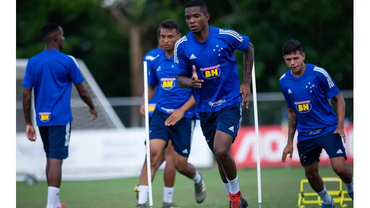 Cacá, do Cruzeiro, ainda interessa (Foto: Bruno Haddad/Cruzeiro/Divulgação)