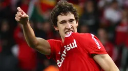 Após renovações, Inter ainda precisa definir situações de dois nomes